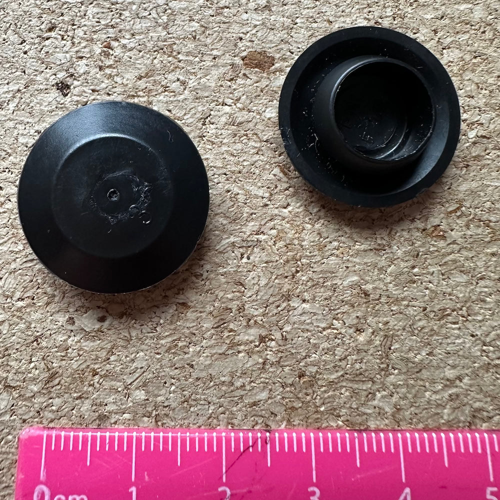 SIDEBAR END CAP 15 N152 7/8