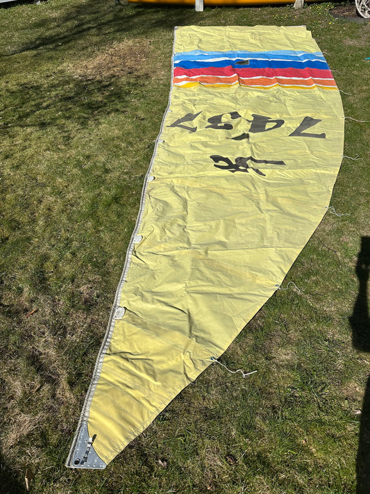 Hobie 18 segel - begagnat (många färger, inkl fock...)